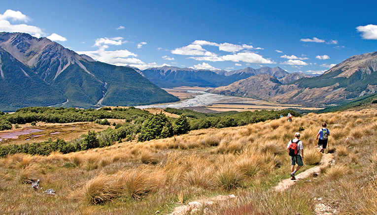 Wnzq-new-zealand-walking-10